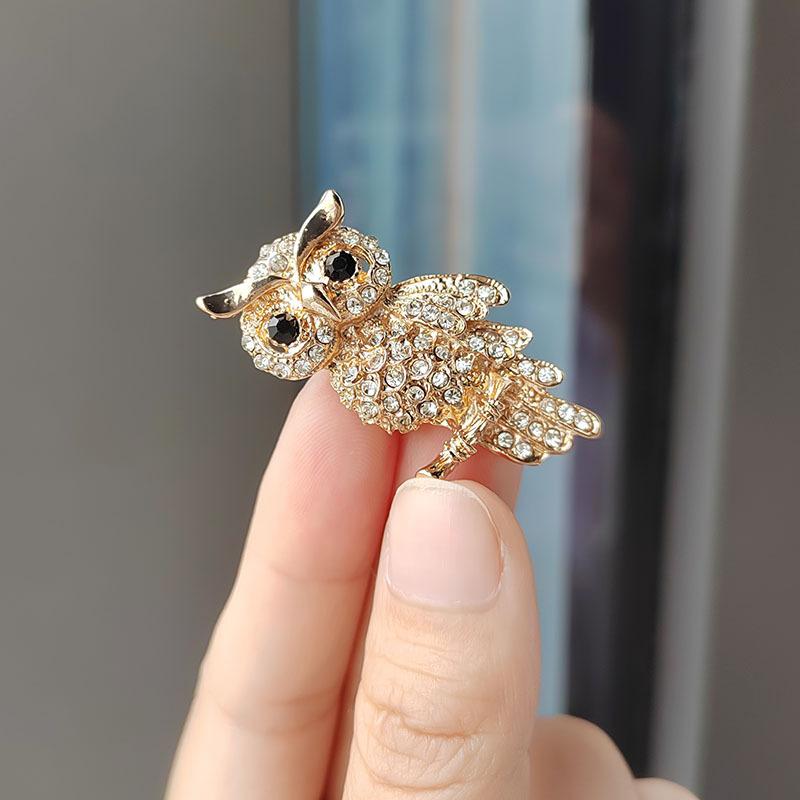 Unique and Exquisite Owl Full Diamond Brooch, Corsage Suit Clothing Pin, Hot-selling Jewelry