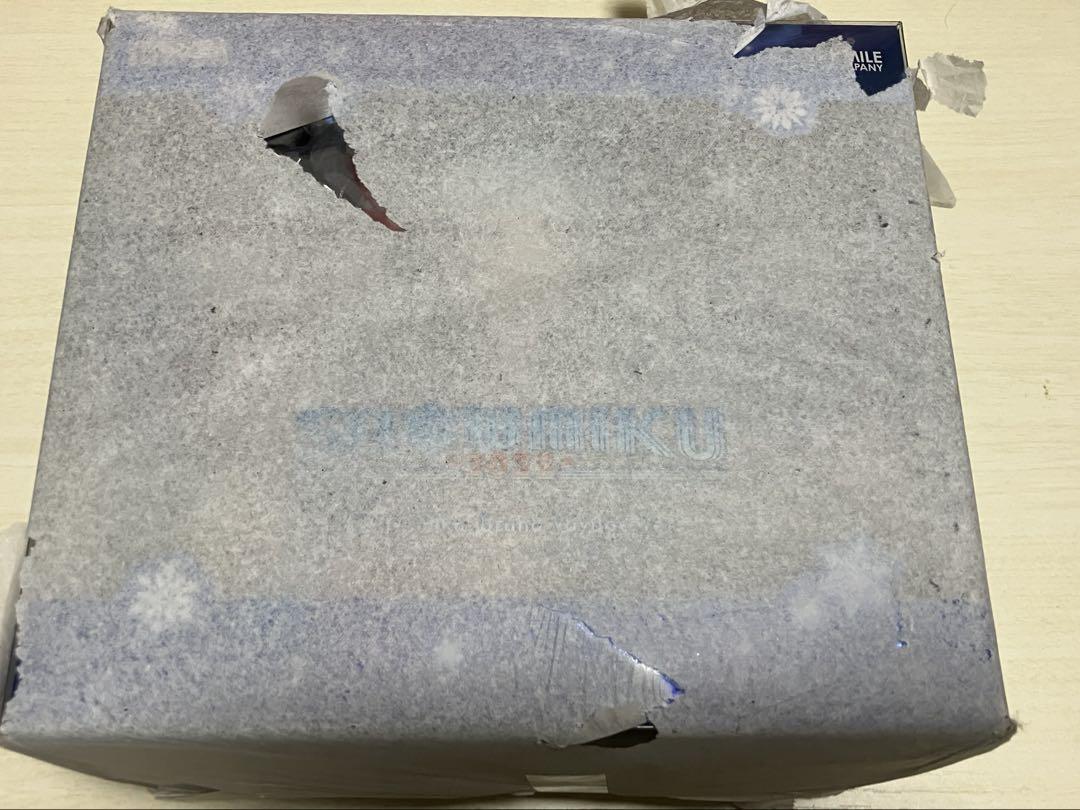 

[Б/У] Nendoroid Снежная Мику Версия Гранд Вояж. (Снежная Мику 2021)