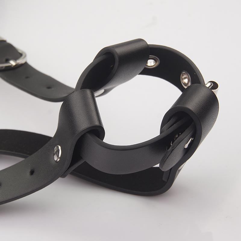 BDSM-Leder-Gürtel für erzwungenen Orgasmus, Strap-On-Stab-Massagegeräte, Vibrator-Geschirr, SM-Handschellen, Bondage-Set, Sexspielzeug für Paare