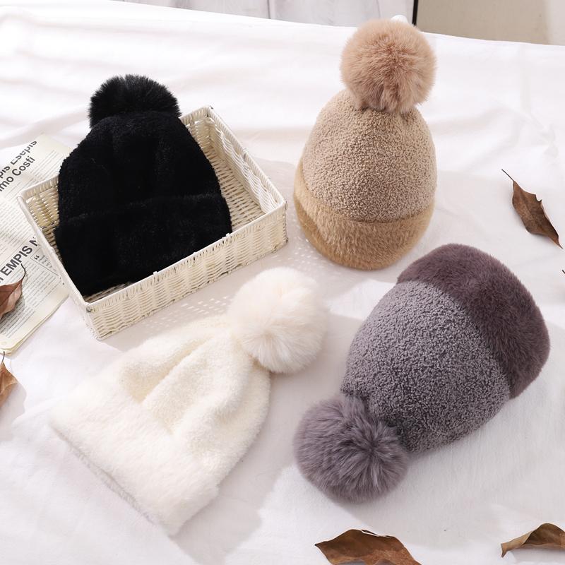 Damen Beanie Mütze Wintermütze Warme Mütze mit Doppelschichtfutter Verdickter Flanellhut Mode Faux Pompom Casual Hüte für Damen Mädchen