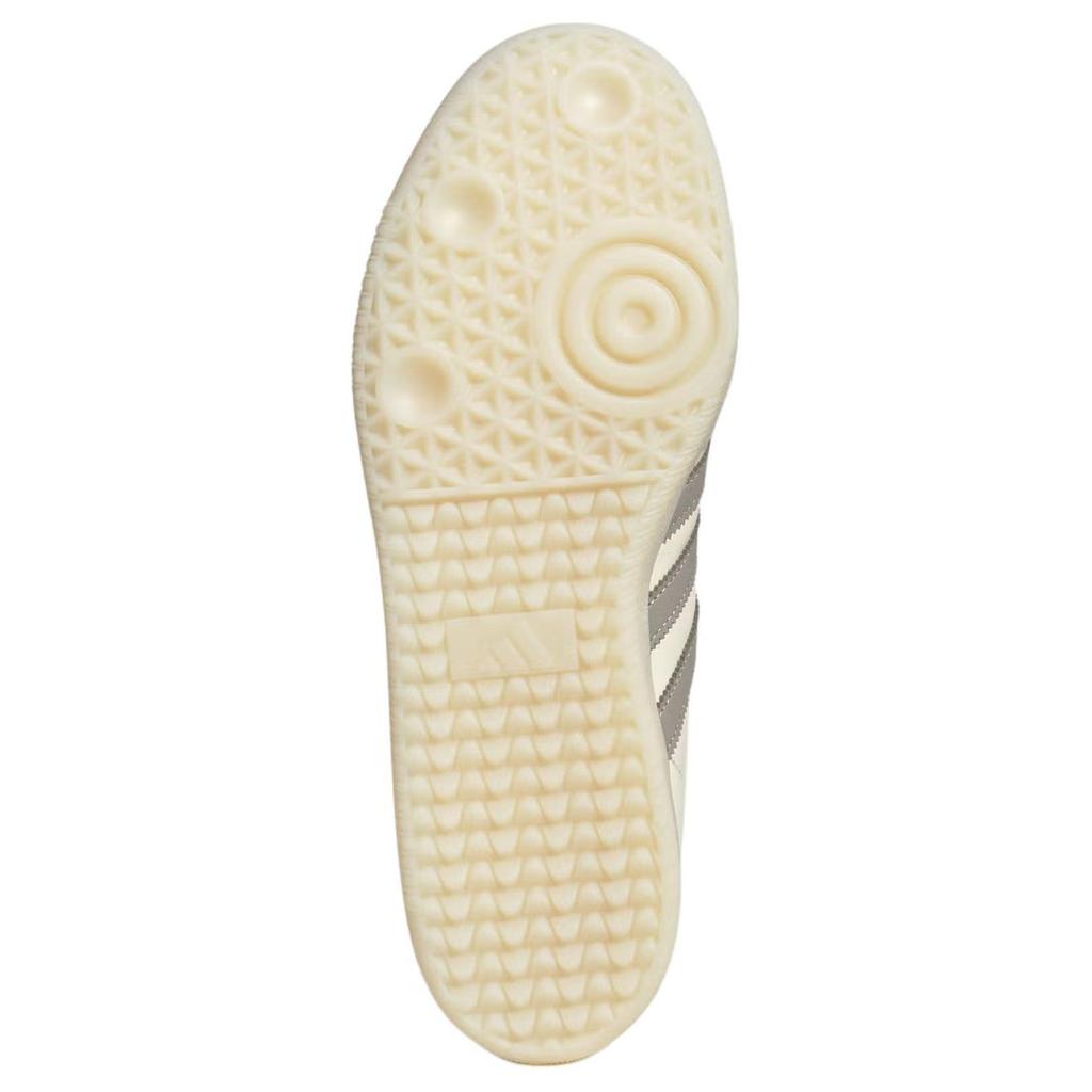 Lionel Messi x adidas Samba Indoor