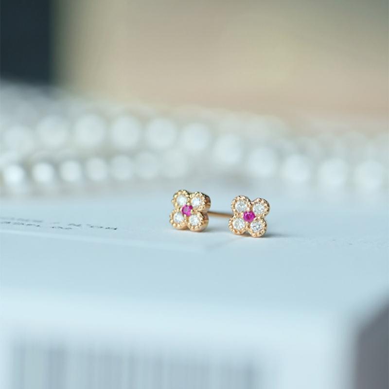 

S925 Sterling Silver Plated 14K Gold Zircon Flower Earrings Fashionable Exquisite Ear Accessories for Women Gold