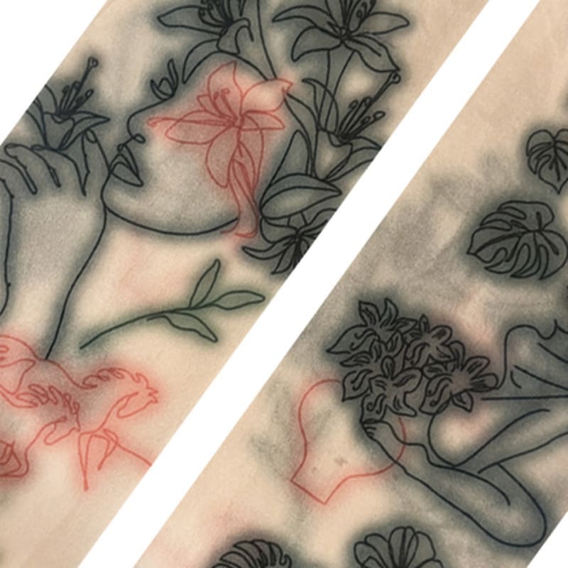 Romantische Tigerstrumpfhose, ihre Glückseligkeit