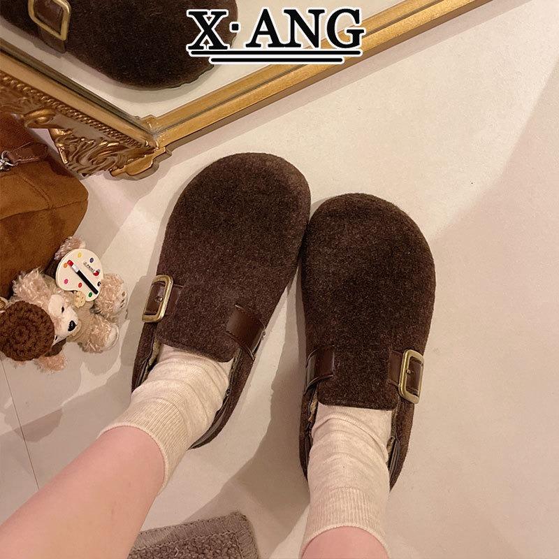 

Woolen wool retro all-inclusive women s velvet to keep warm, one foot in cotton shoes, two in bean shoes, lamb wool shoes 40