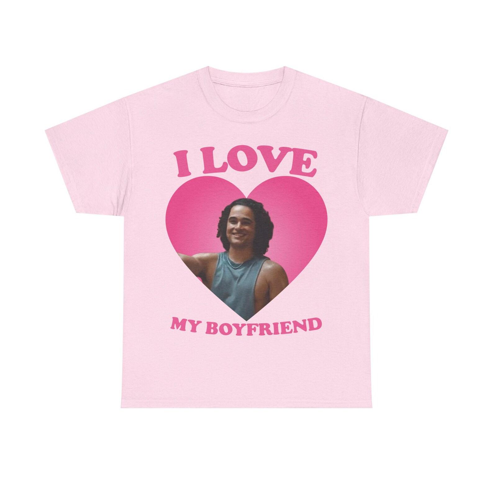I love my boyfriend Jalen Thomas Brooks pink hearT-Shirt 2XL