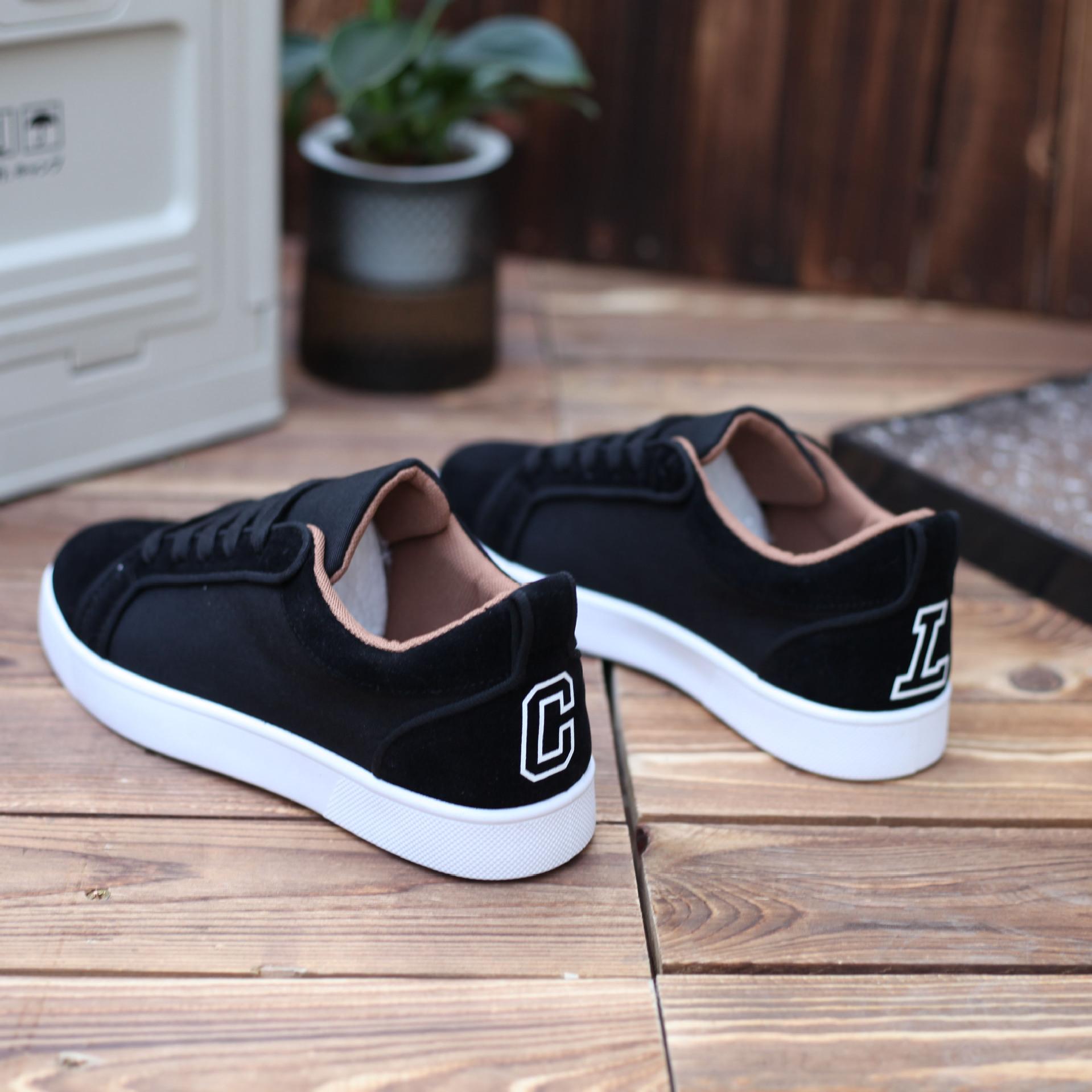 

Мужская обувь Мужская обувь для скейтбординга Классические кроссовки для мужчин Черные туфли Удобная обувь Fluff Comfort Легкая повседневная обувь 41