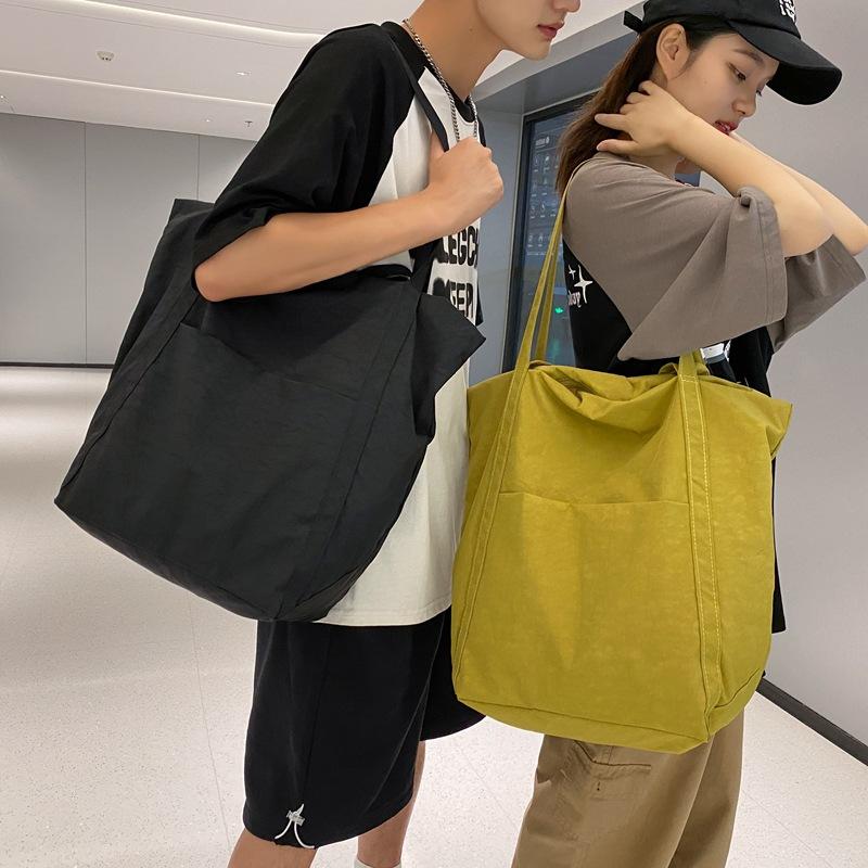 Нейлоновая сумка через плечо — фото 3