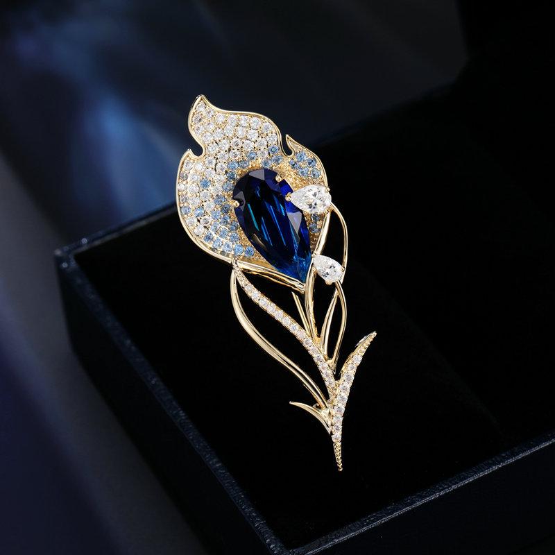 Dam Lätt Lyx Design Elegant Inlagd Zirkon Blomma Brosch Trendig Och Mångsidig Nisch Designkänsla Brosch