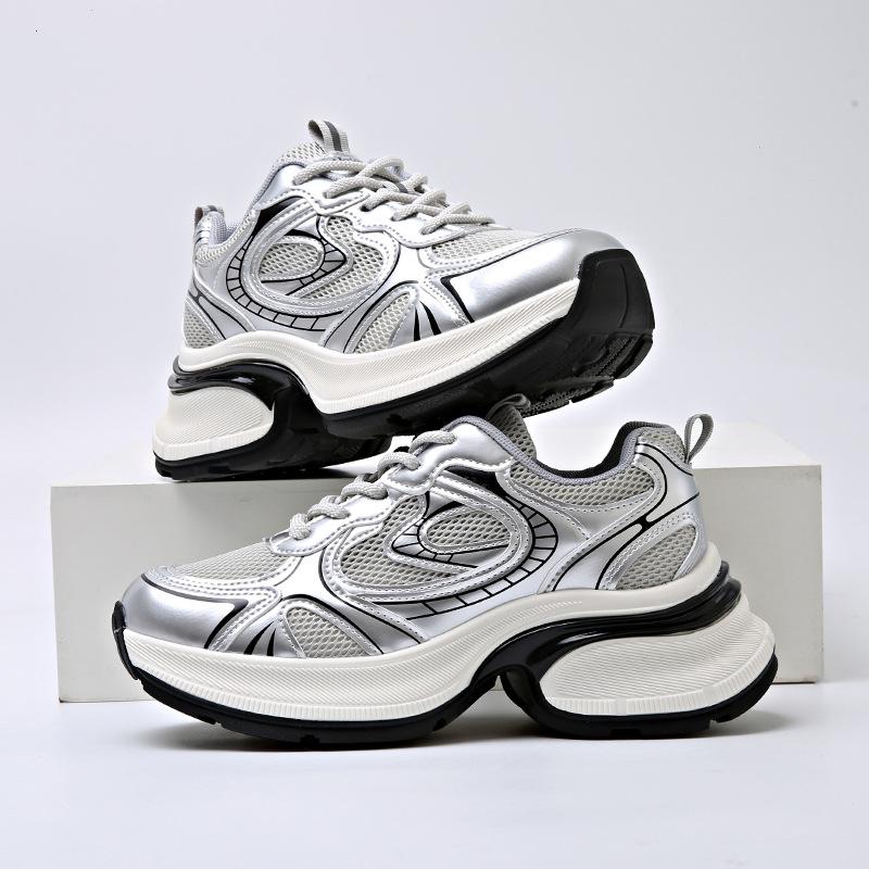 Mesh breathable casual dad shoes women's summer 2025 new fashionable versatile thick-soled small light white