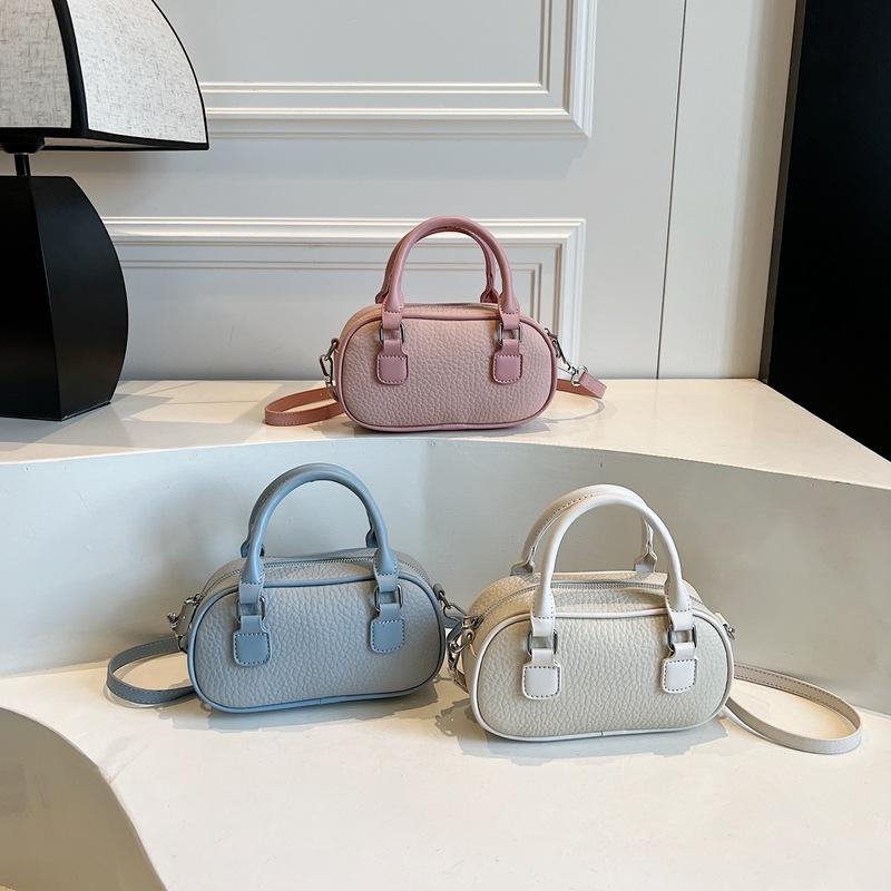 New Women's Bag Fashion Trend Bowling Bag Portable Shoulder Oblique Span Bag Fashion