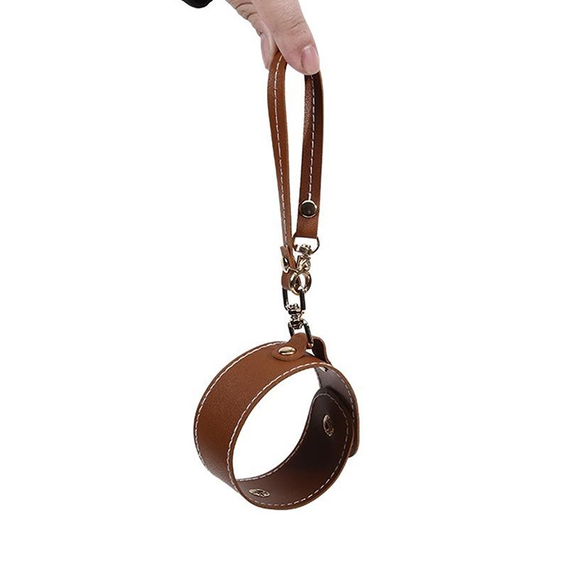 Trendy Solid Color Pu Leather Glove Scarf Holder Strap Outdoor Travel Hat Clip Portable Multifunctional Towel Storage Clip