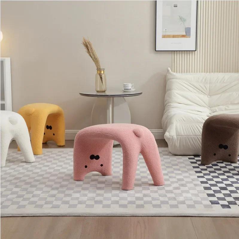 

Портативный табурет в форме кошки, туалетный стул, легкий, роскошный, для дома, прихожая, табуреты для обуви, мебель для гостиной из овечьей ткани розовый