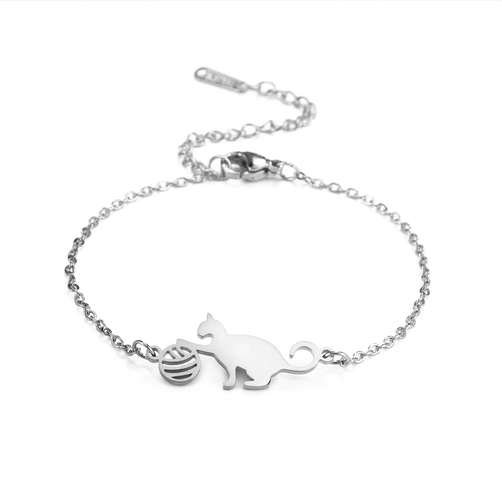 

Playful Yarn Ball Kitten Pendant Titanium Steel Bracelet Cute Cartoon Animal Design Simple Personality Jewelry