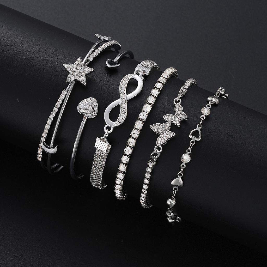 Elegant Sparkling Rhinestone Bracelets Set for Women Butterfly Heart Infinity Star Designs Open Bracelet Daily Wear Jewelry Gift