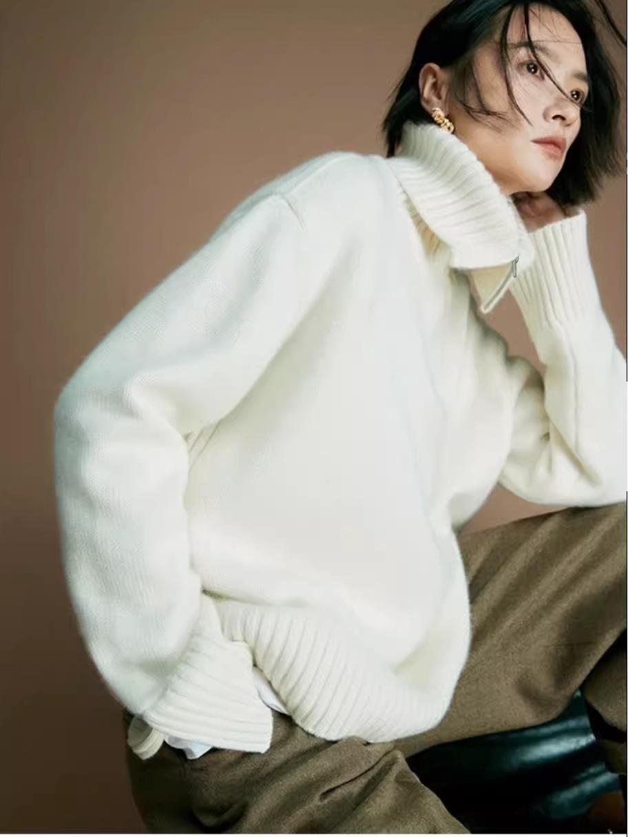 

Women s Retro Wool Sweater with Half Zipper, Turn-Down Collar – Thick, Loose Knit for Autumn & Winter. Small