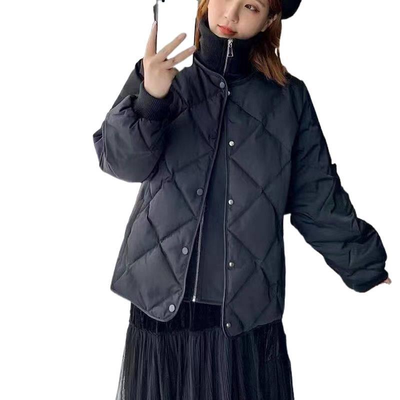 Malá patchworková prošívaná péřová bunda se stojáčkem - Lehká, Krátká, Volný střih, Silné prachové peří z bílé kachny, Směs spandexu na zimu