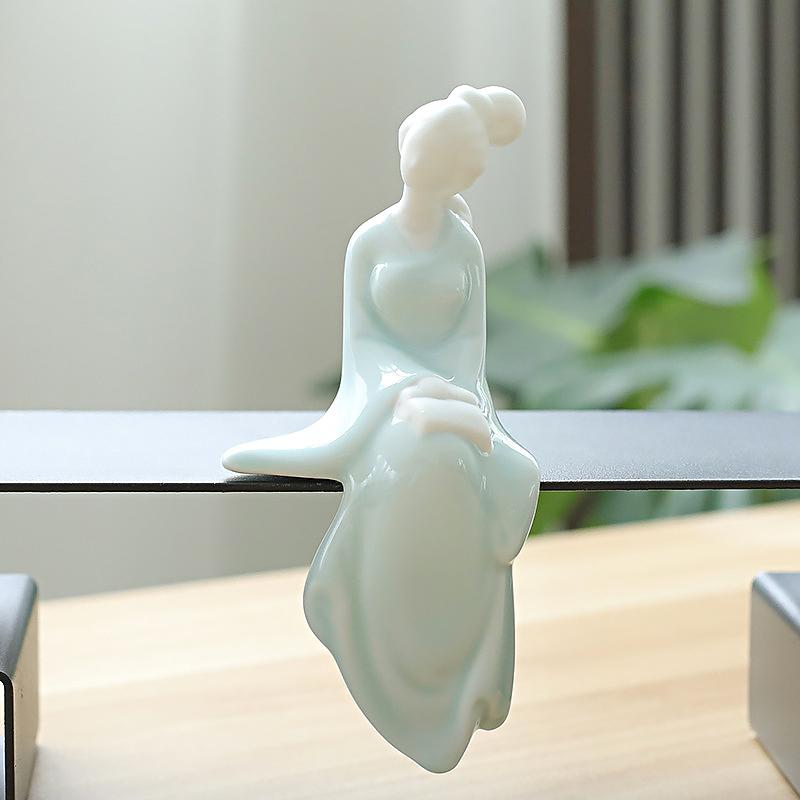 1Pcs  Ornament Teahouse Beauty Ornament Ceramic Crafts Tea Pet Leisure Maid