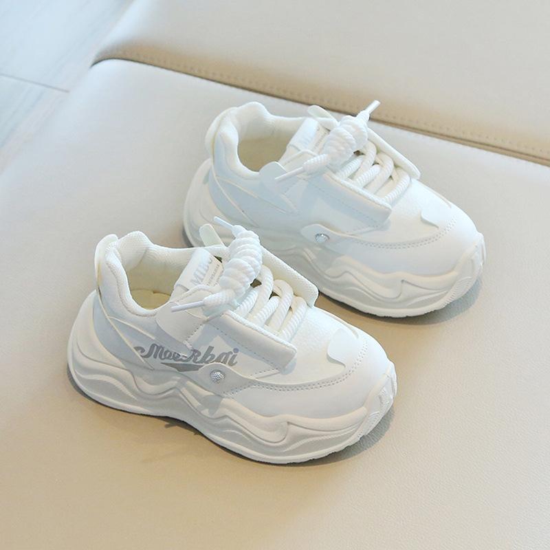 Kinder Sportschuhe 2025 Frühling und Herbst neue Jungen Papa Schuhe Mode Mädchen kleine weiße Schuhe weichsohlige Baby Freizeitschuhe