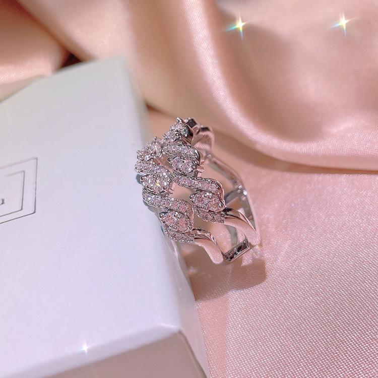 Trendy Girl Sexy Micro-Set Sparkling Diamond Ring, High-End Light Luxury Double-Layer Pattern Wedding Ring