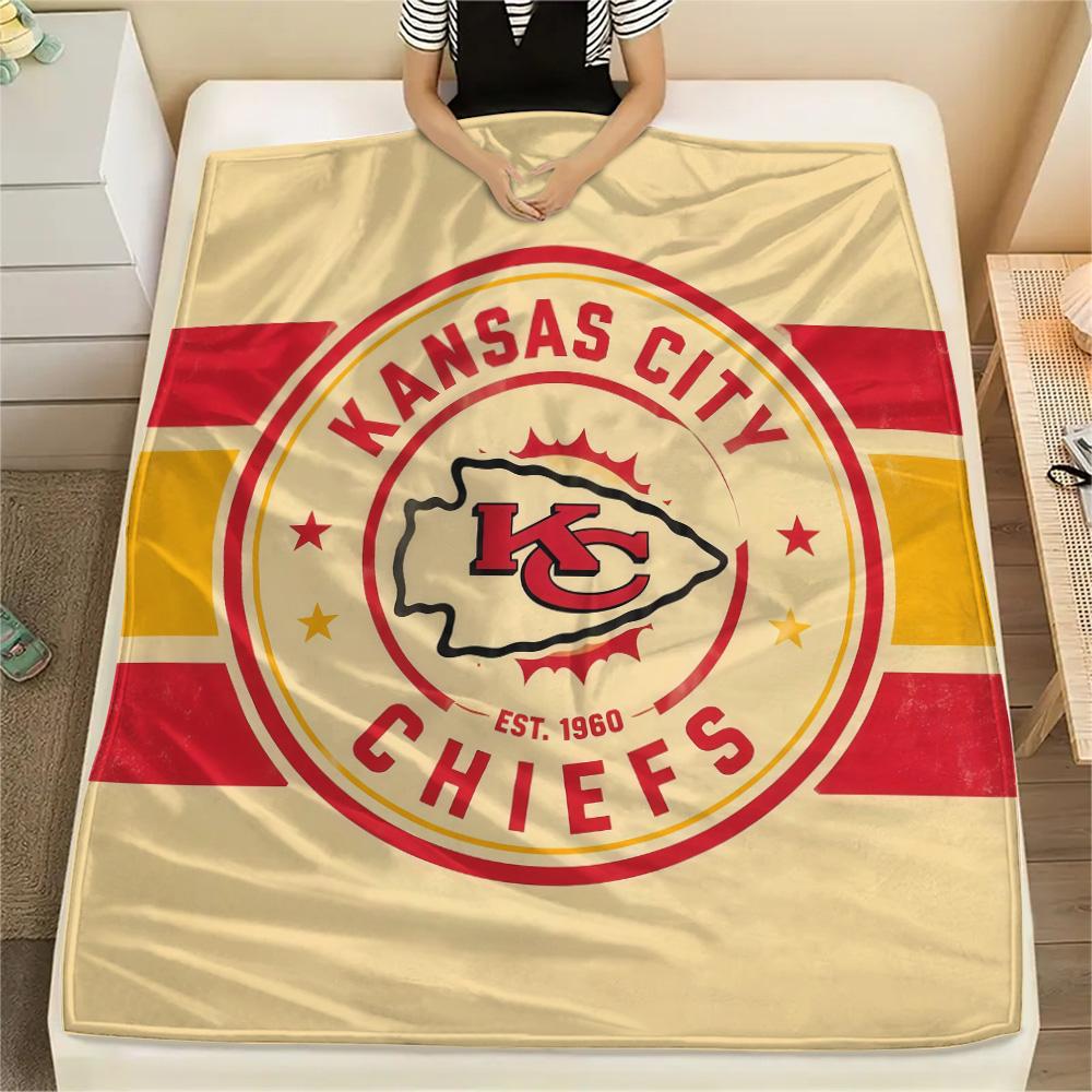 Kansas City Chiefs Flannel Blanket, High quality Comfortable for All Seasons, Home Decor, Warmth and Comfort