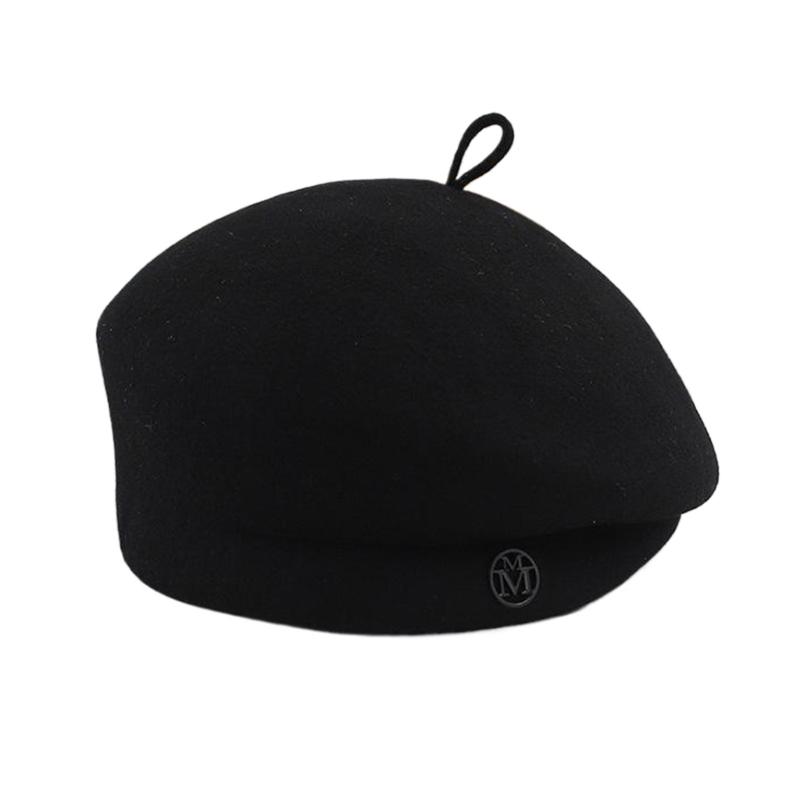 

Woolen Beret Cabbie Hat with Metal Charm Painter Hat Beret Baker Boy Hat for Street Strolling Woolen Fashion Hat Props чорний