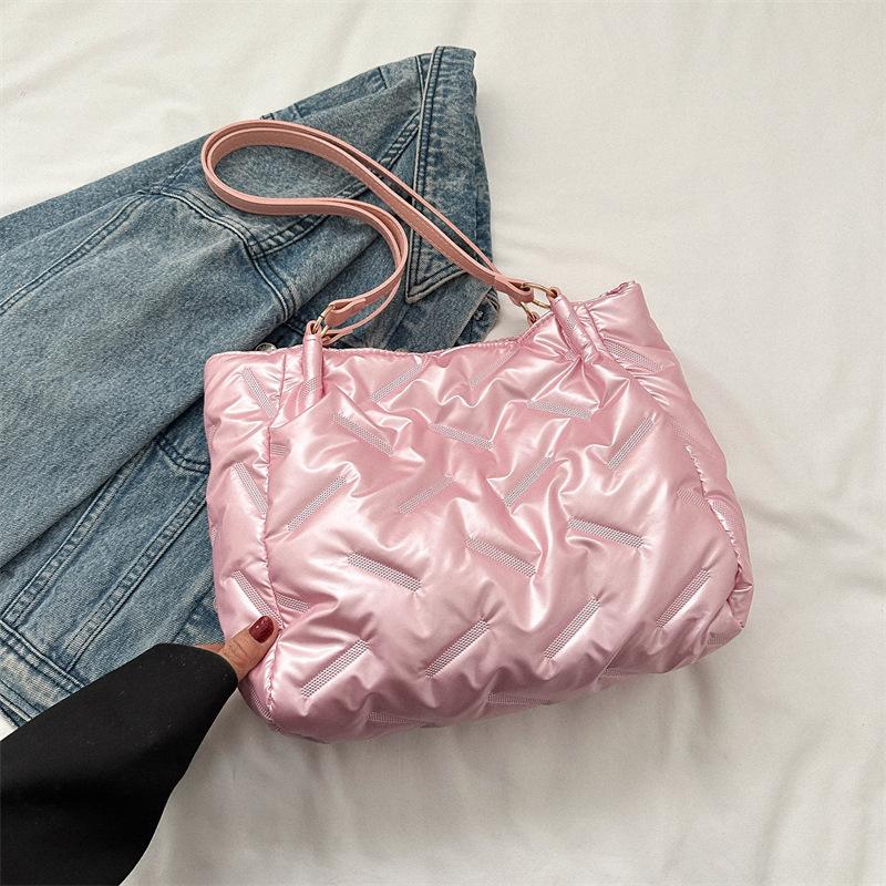 Neue Retro Lässige Umhängetasche Modische Pendler-Tragetasche Handtasche mit großem Fassungsvermögen Damen Personalisierte Tasche Damen