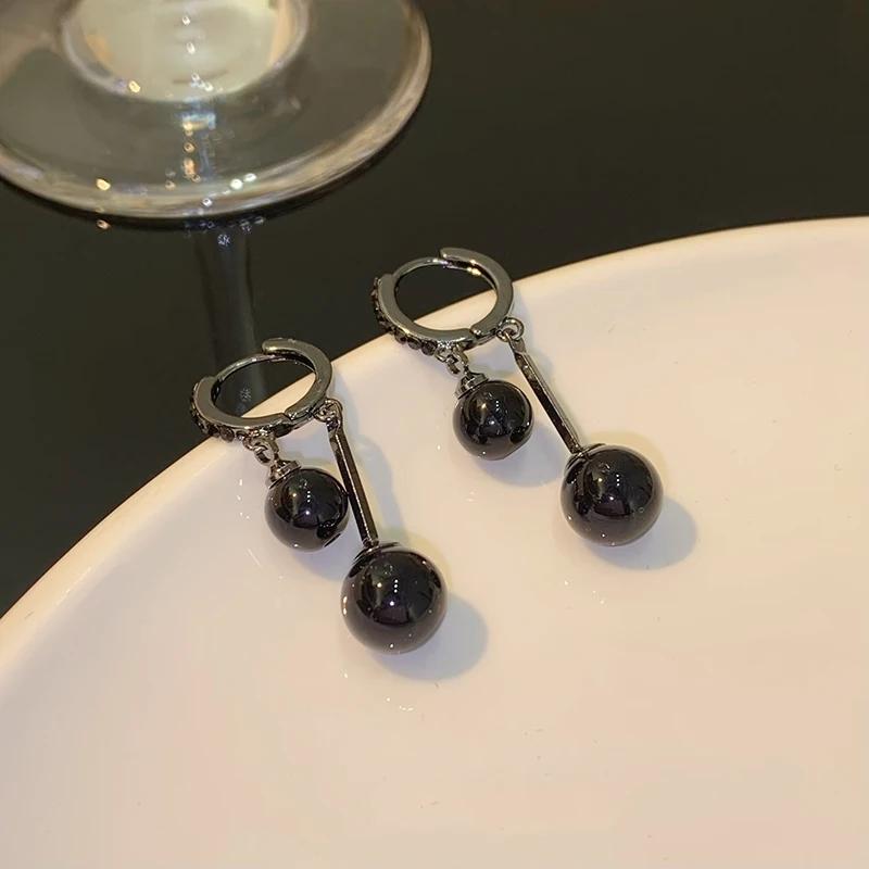 

Новые модные черные круглые бусины с кисточками и бриллиантовыми пряжками для ушей для женщин