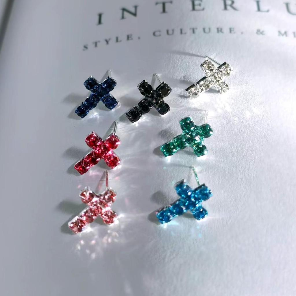 All-Copper Rhinestone Cross Stud Earrings for Women