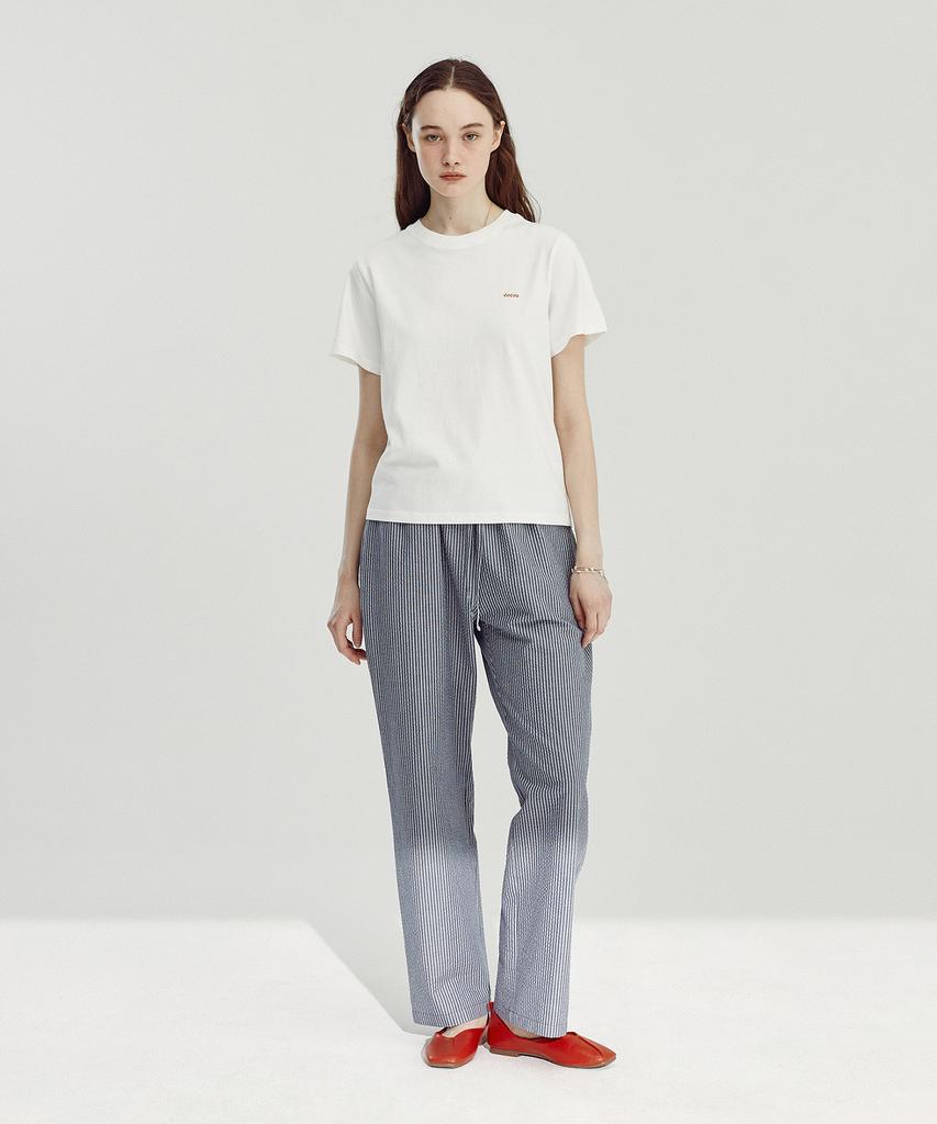 BETWEEN A AND B Eeeaa Essential Short Sleeve T-Shirt [White]