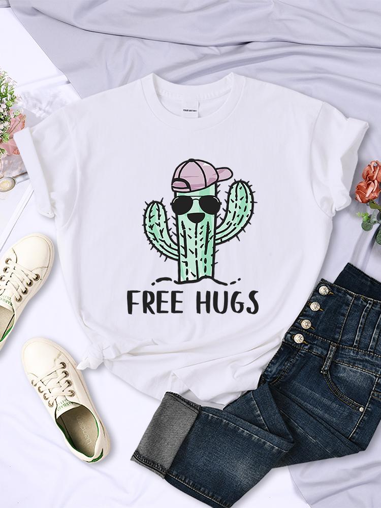 Free Hug From Spiny Cactus Women Tshirts Loose Oversized T-Shirt Breathable Fashion Clothes Hip Hop Casual Women'S T-Shirts