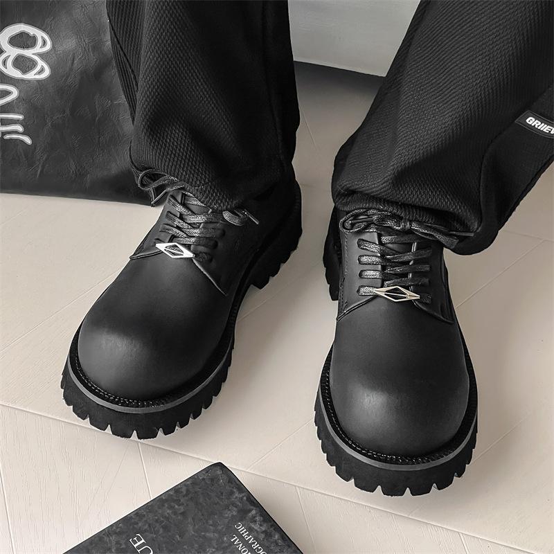 

Обувь мужская весна-осень 2024 года, большие кожаные туфли с высокой головкой, модные универсальные туфли Martin с низким верхом на толстой подошве 1029-K 38 чёрный