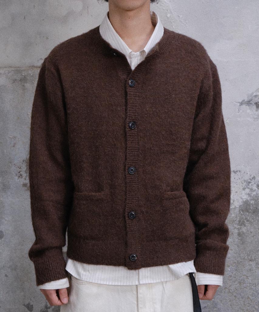Daibeuin Hairy Round Neck Cardigan (Brown)