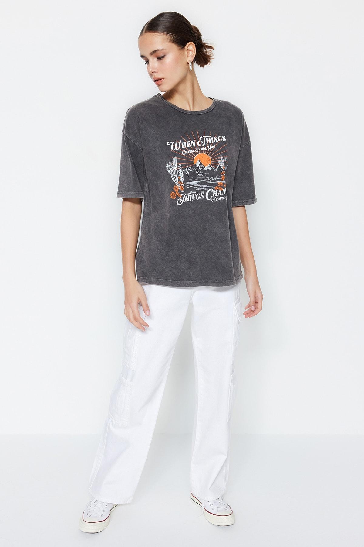 

Футболка - Черный - Свободный крой