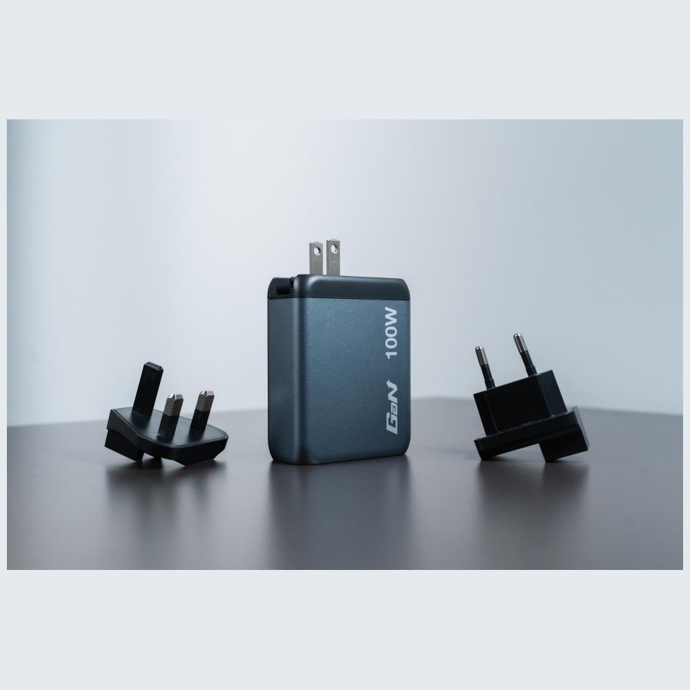 Verbatim Ładowarka Sieciowa Gan 100W3Xusb-C/Usb-A + Adapter Eu/Uk/Us Gnc-100 32202
