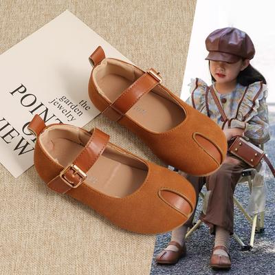 Koreańska wersja dziewczęcych uniwersalnych małych skórzanych butów Modne buty retro z jednym palcem