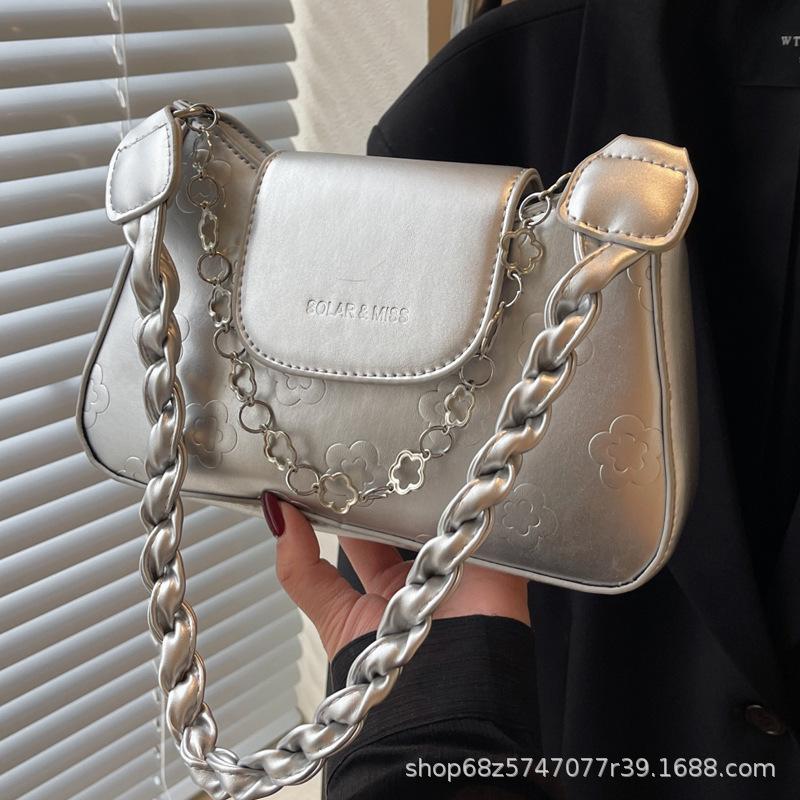 Underarm bag women's 2025 new fashion versatile go to work small bag high sense women's shoulder messenger bag