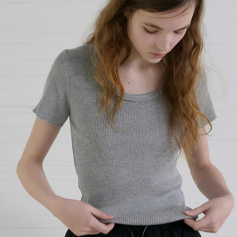 Elssibeui Scoop Neck Rib Knit Top_Gray