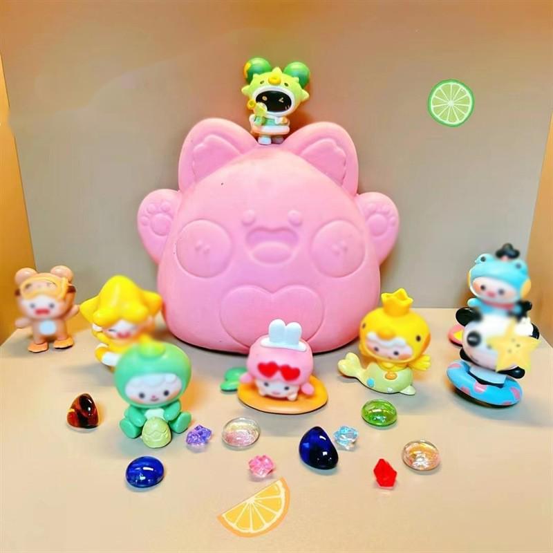 Dinosaur Fossil Excavation Toy – Children's Educational DIY Dig Kit with Surprise Gem Figurine