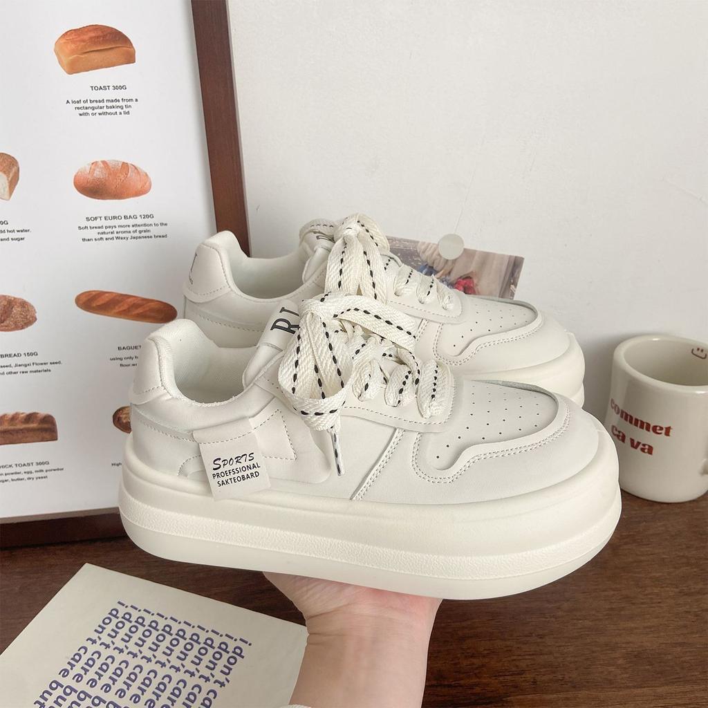 Retro little white shoes women's ins college Hong Kong style single shoes trend breathable moral training shoes college style cream color high value