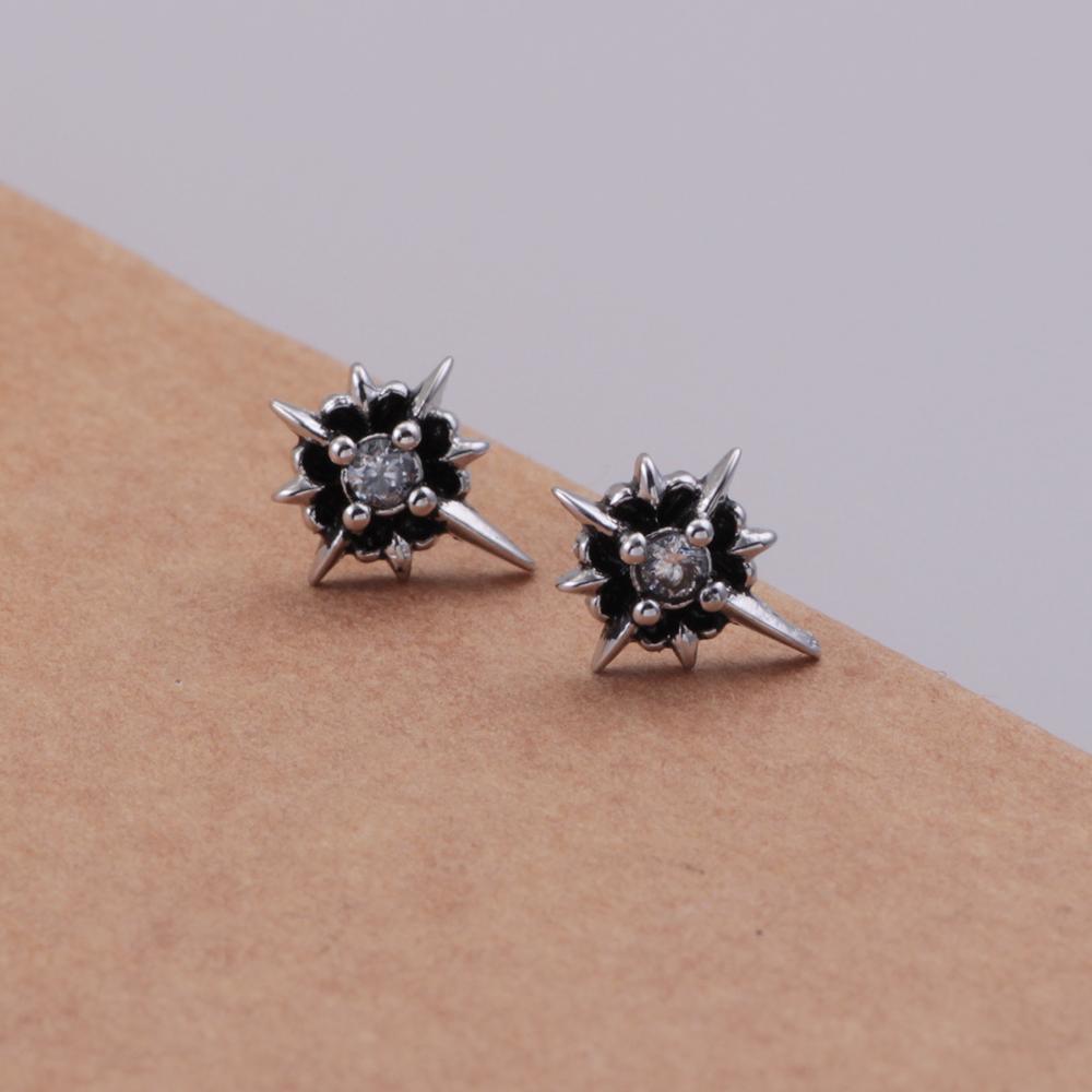 925 sterling copper black North Star fashion temperament trendy and cool earrings suitable for men and women to wear Zircon