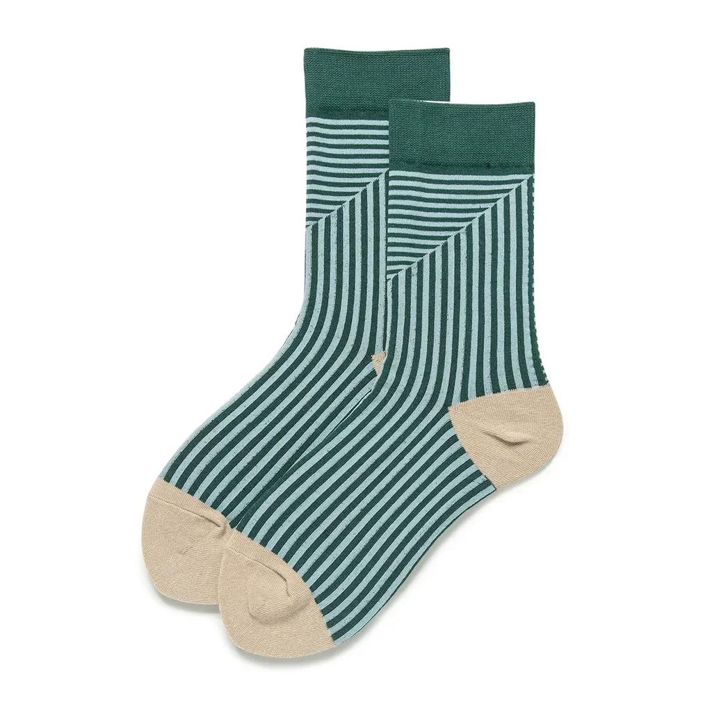 Multicolor Striped Casual Women Socks Korean Fashion Retro Harajuku Woman Socks College Style Cotton Girls Students Crew Socks