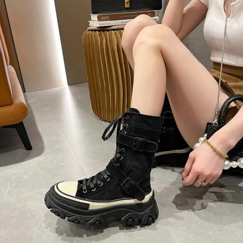 Stivali da Donna con Zeppa Alta Vintage Canvas Tooling Stivali da Cavaliere Alti alla Caviglia Punta Rotonda Suola Muffin Cerniera Laterale Fibbia a Cinturino Stivali