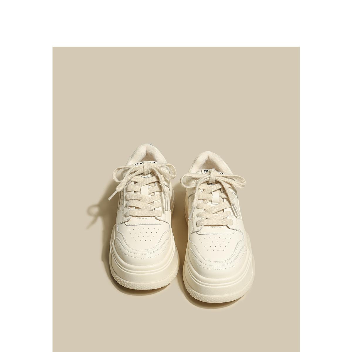 Маленькие белые туфли на толстой подошве, женские зимние новые бархатные теплые повседневные универсальные кроссовки на толстой подошве 35