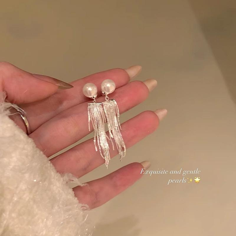 Korean Tassel Earrings: Elegant High-End Design for Women