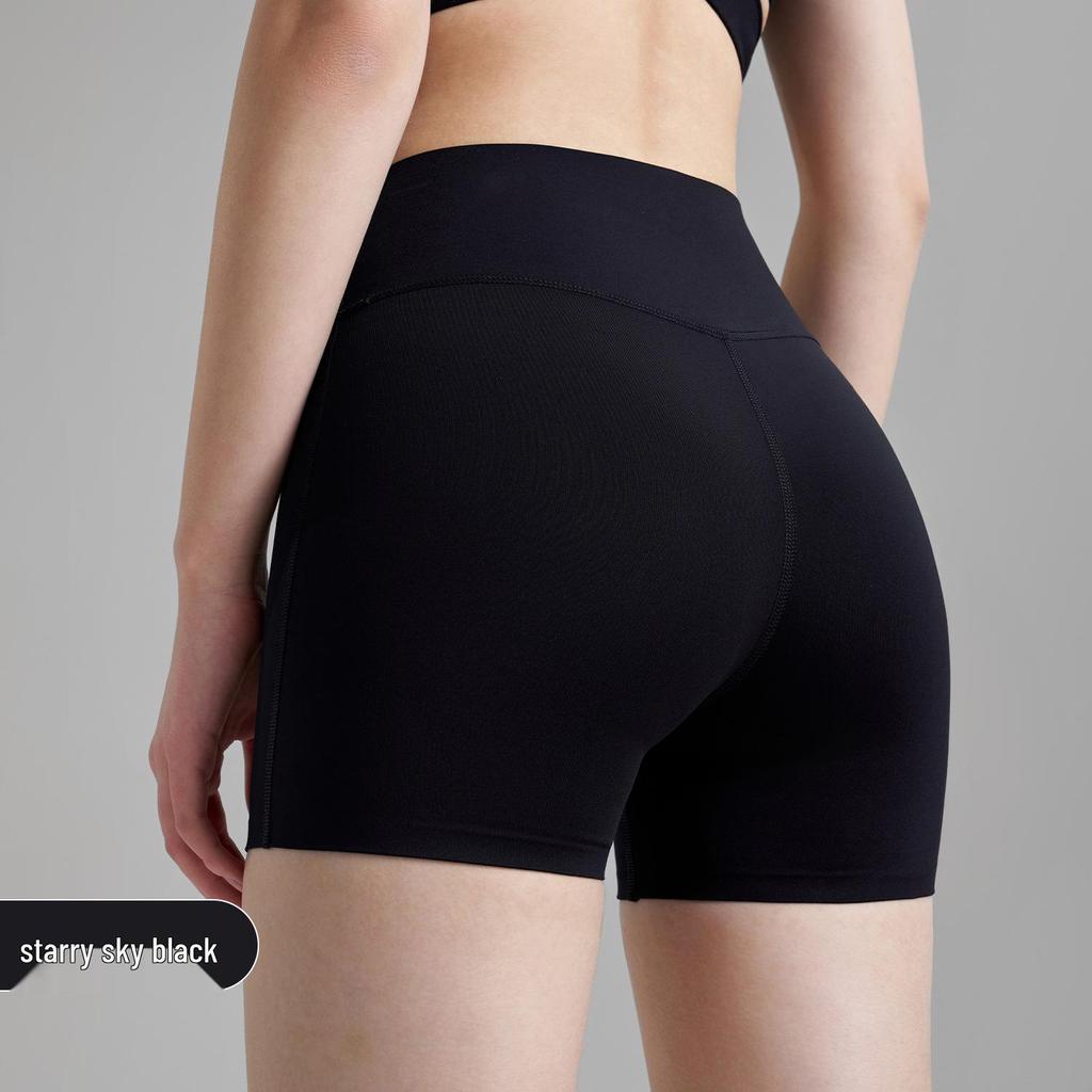 2025 Nude Feel Women's Yoga Peach Butt Fitness Shorts - Summer Three-Quarter Length for Running and Sports