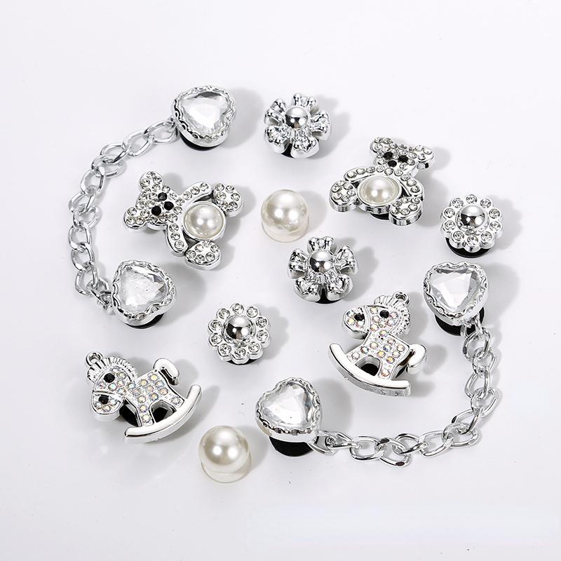 1set New Fashion Set Hole Shoe Charms Accessories Shoe Buckle Cute Pearl Bear Water Diamond Chain DIY 3D Shoes Decorations