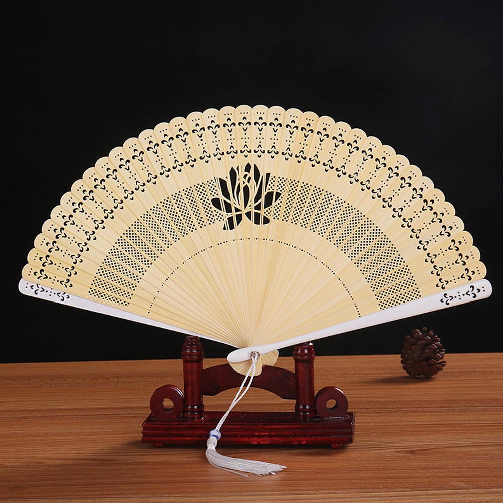 

Складной бамбуковый полый веер с кисточками ручной работы, летний инструмент для охлаждения в жаркий день, украшение, белый