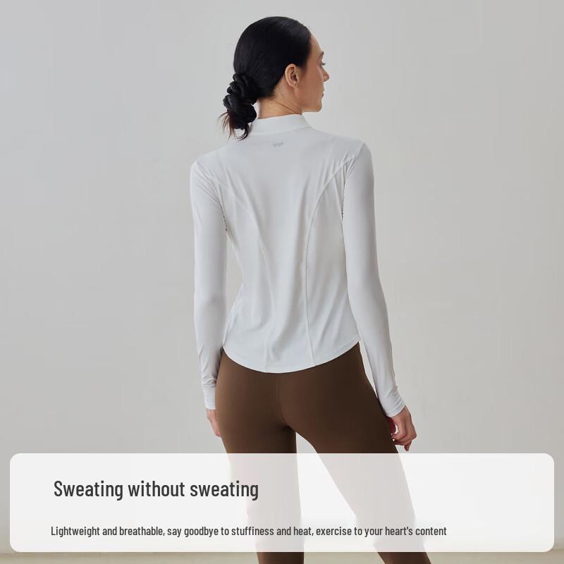 Gigt Women's Long Sleeve Yoga & Running T-shirt