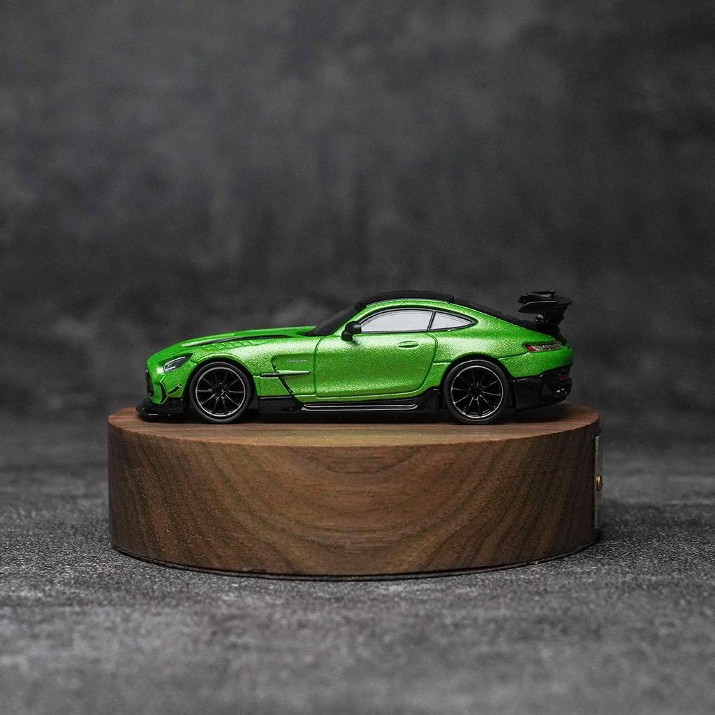 TW Tarmac 1:64 AMG GT Black Series Druckgussmodellautos