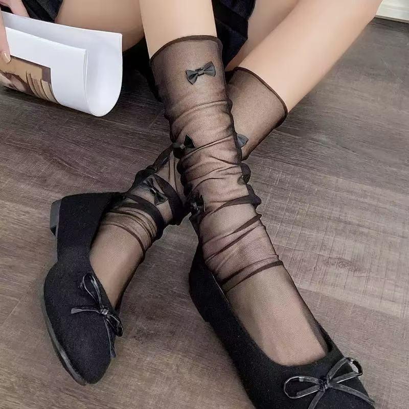 Women's Summer Ultra Thin Hollow Transparent Bow Net Yarn In The Tube Pile Socks